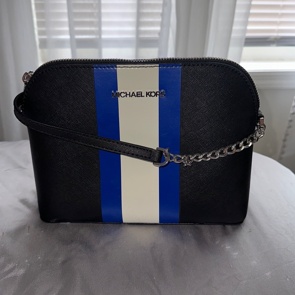 SOLD❌❌Michael Kors crossbody bag